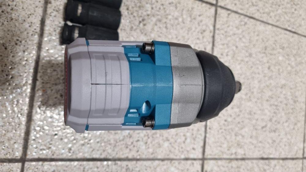 Нов Акумулаторен ударен безчетков гайковерт TOTAL INDUSTRIAL, 1/2", 20