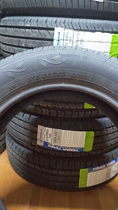 215/60R17  GOLDEN  CROWN
