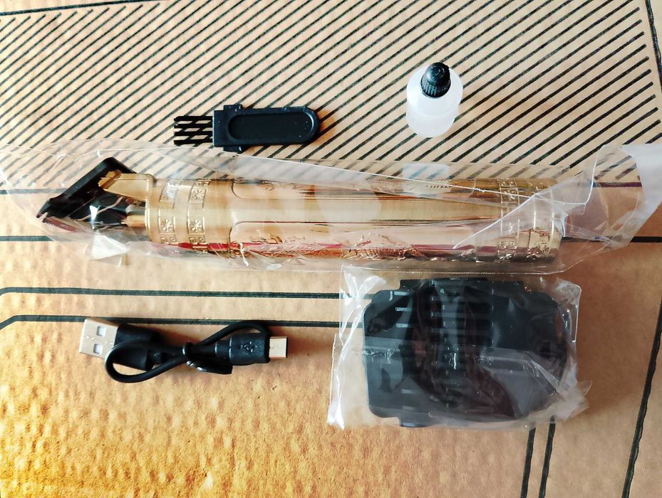 Продам Триммер .