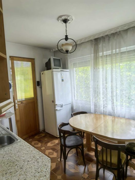 Продава се Тристаен апартамент в Плевен, Дружба 4 - 89 кв.м за 1034 €/кв.м - Снимка #10