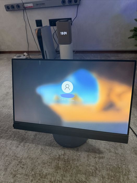 Моноблок Lenovo Intel(R) Core(TM) i5-7400T