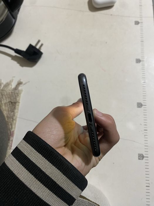 Iphone 8 plus sotiladi