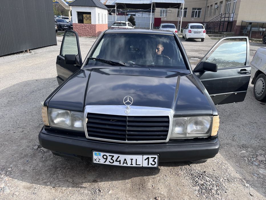 Мерседес 190 автомат