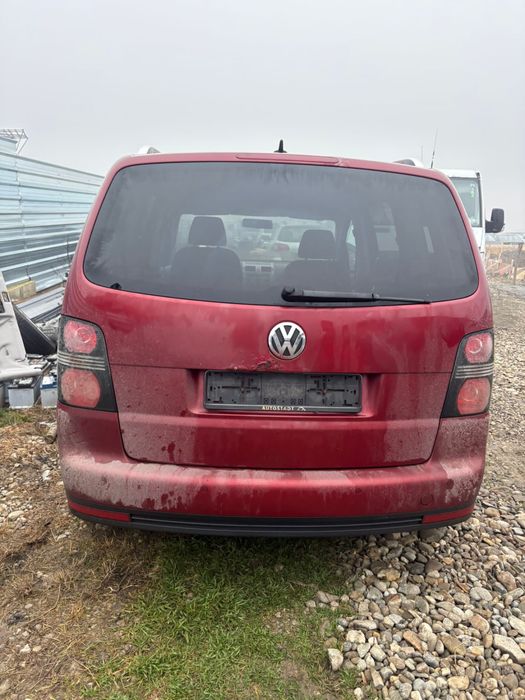 Faruri xenon touran facelift