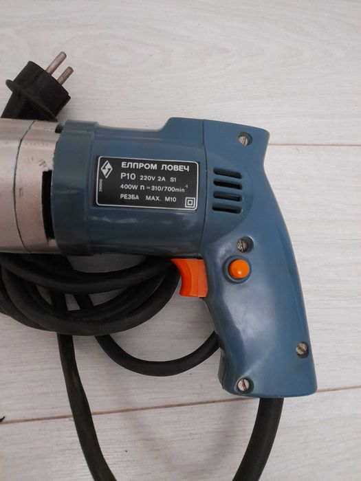 Елпром Ловеч Р10 резбонарезна бормашина