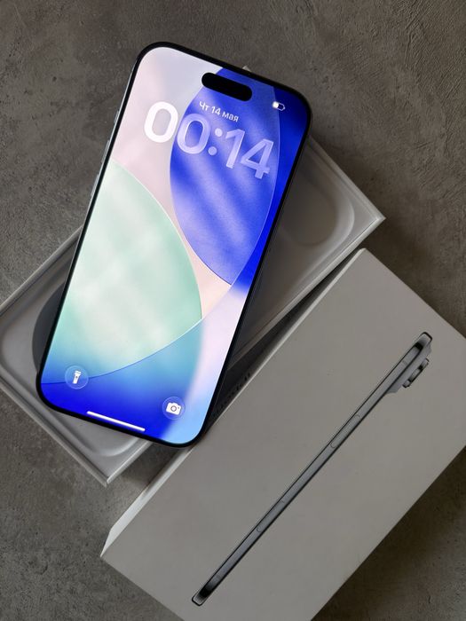 Продам iphone 17 air 256 гб оригинал
