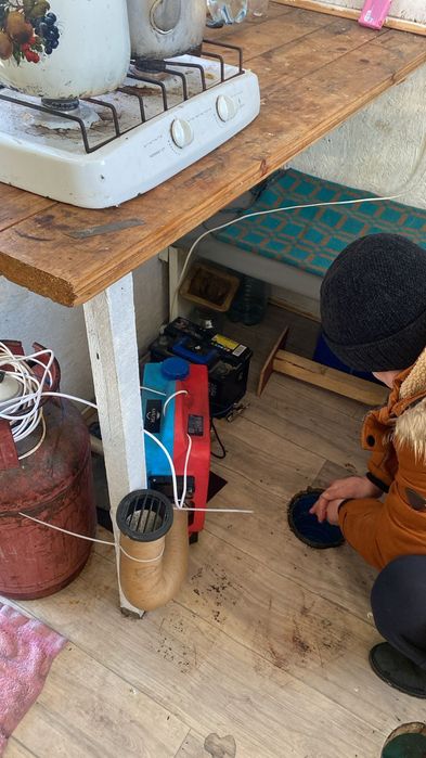 Домик для рыбалки на озере щучье