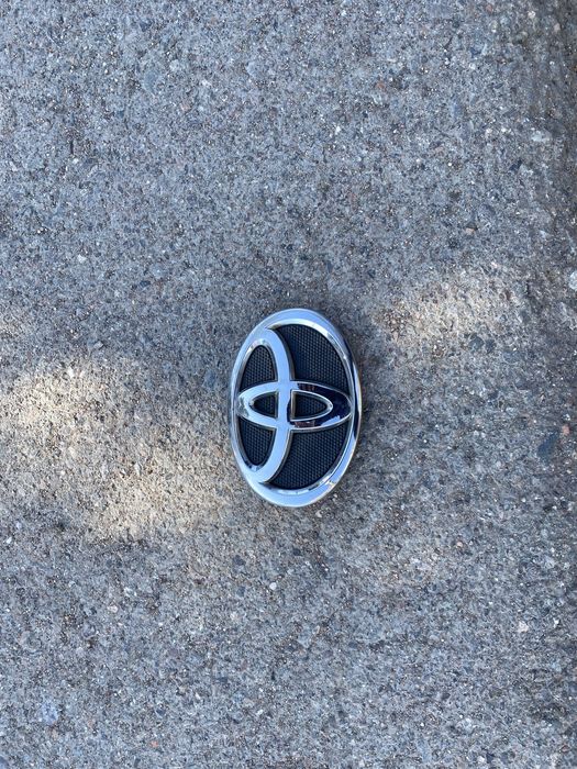 Запчасти на камри 40