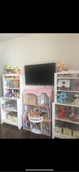 Продам стеллажи Ikea Hensvik