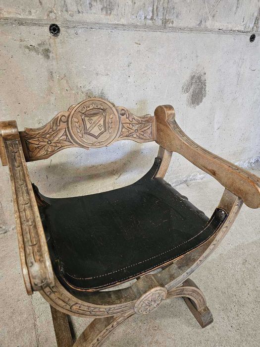 Шкаф в стил Луи 15