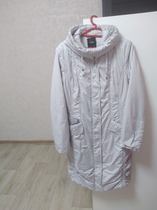 Продам куртку весна осень