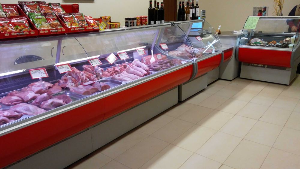 Хладилна витрина - месарска  !