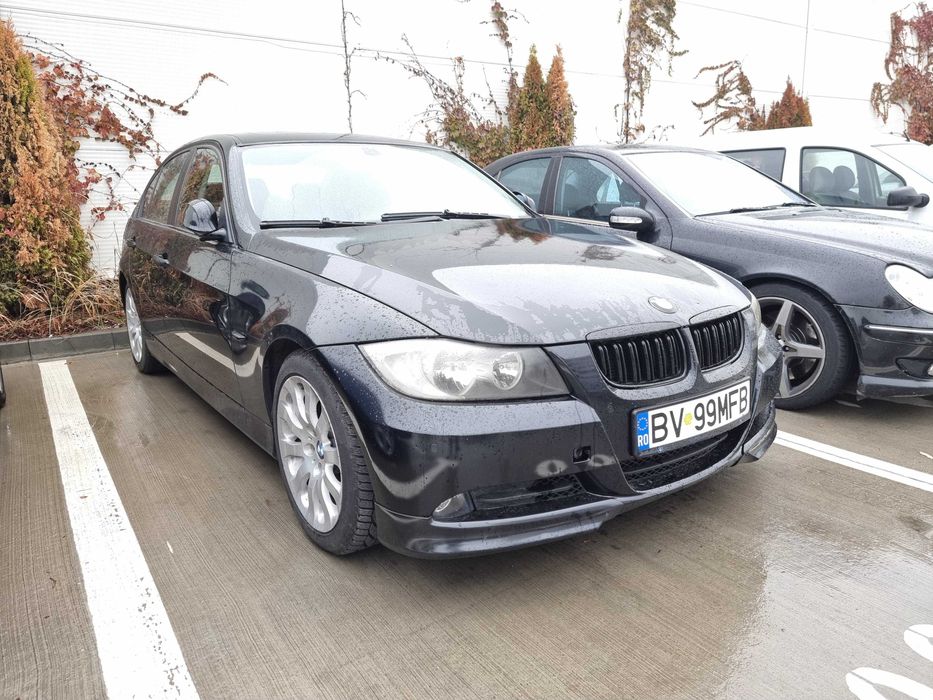 BMW Seria 3 E90 320i