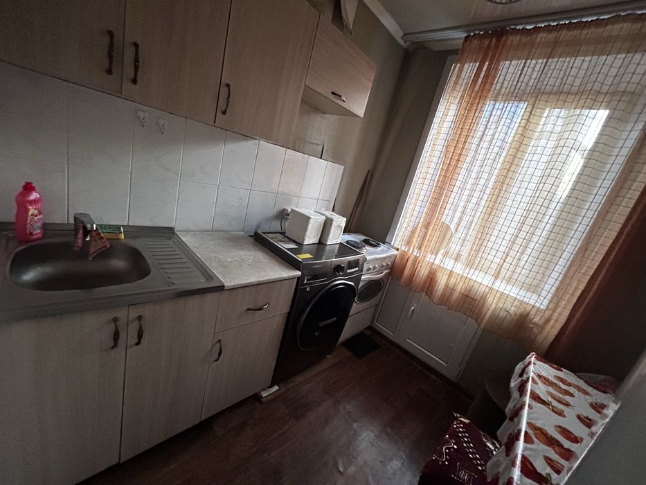 Ищем 3 ю девушку в однушку