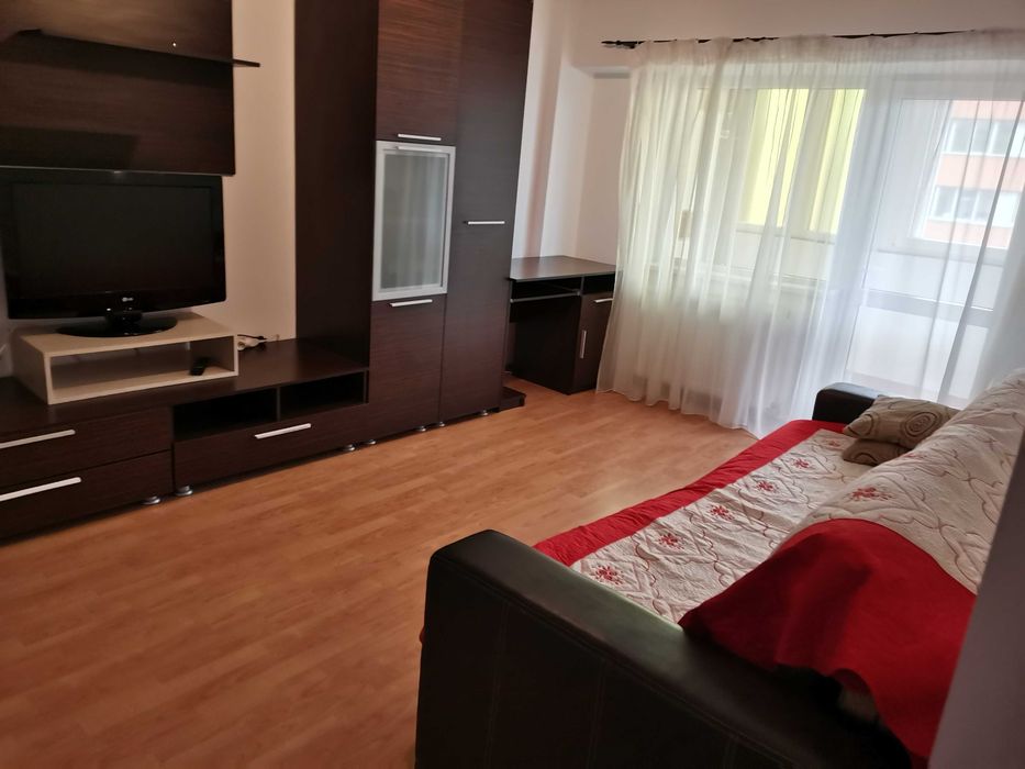 Închiriez apartament cu două camere
