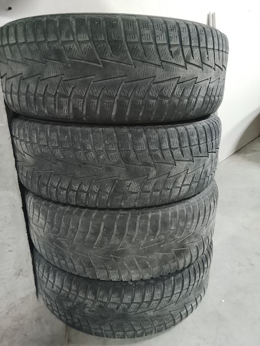 Резина  Hankook Зима 225/60/R17
