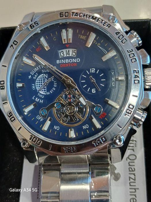 Продавам Чисто нов ВОДОУСТОЙЧИВ Мъжки ръчен часовник със светещ голям.