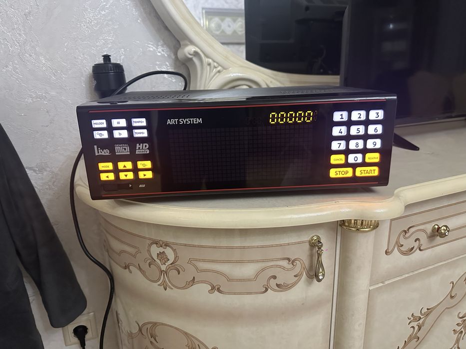 Продам караоке Ast 100 отличном состояние
