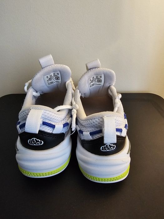 Adidasi puma marimea 32