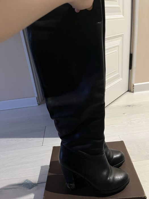 Обувь в хорошем состояние