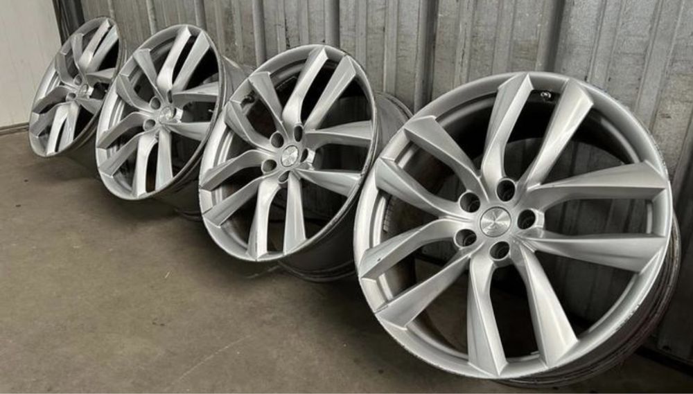 Tesla джанти 21 цола оригинални със сензори