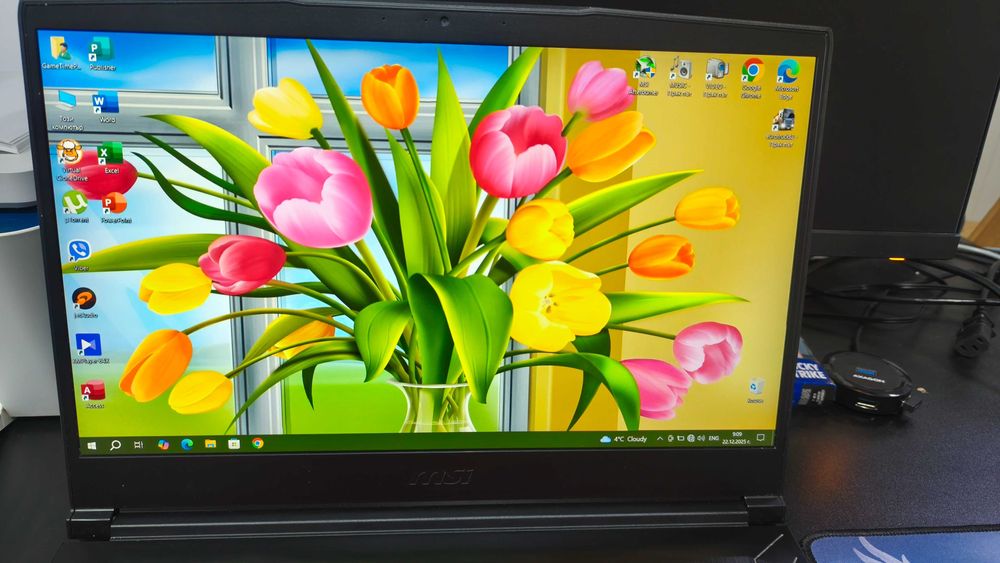 Геймърски 15.6 IPS 144Hz Лаптоп MSI с Intel i7 GTX 1660Ti 16Gb RAM SSD