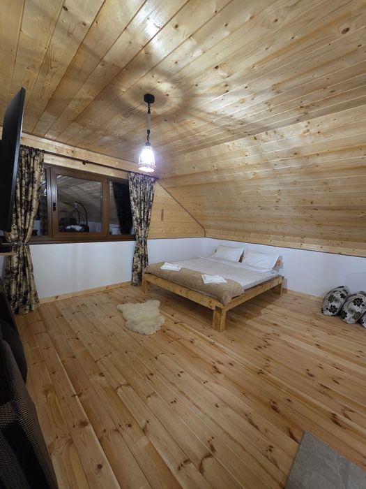 Închirieri cabane la  munte