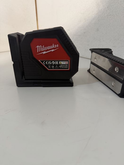 Laser Milwaukee raza verde
