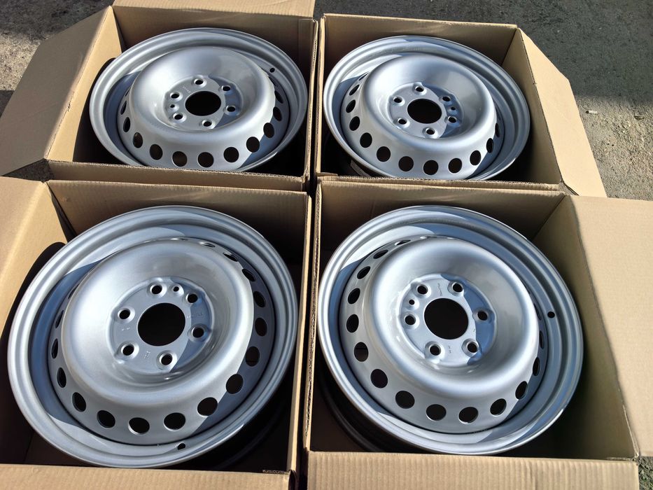 16 цола 6 х 125 мм Ивеко Дейли - Чисто нови