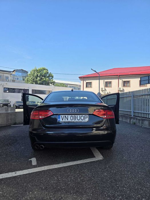 AUDI A4 2010 — imagine 2