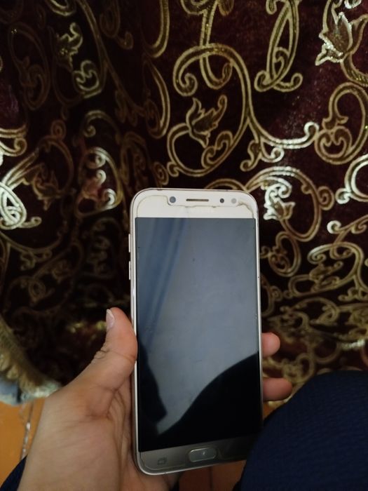 Samsung Galaxy J530FM