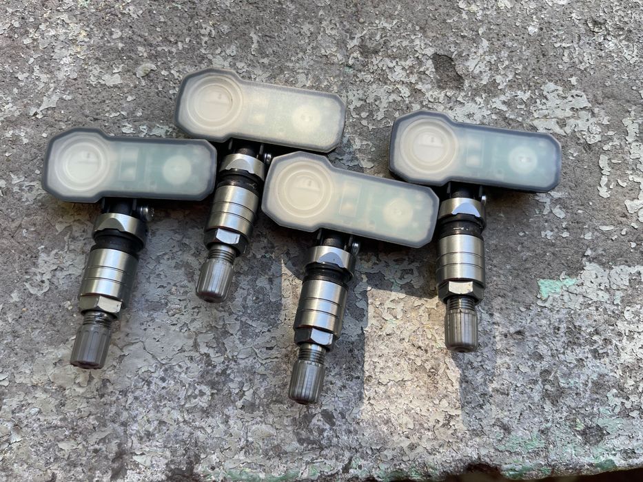 Датчици за следене на налягането в гумите VS-62u032