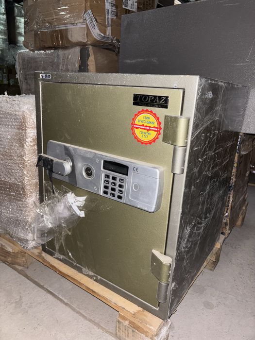 Продам сейфы Valberg