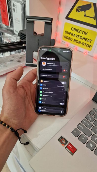 Apple iPhone 16 Pro Max 256GB – stare foarte bună, baterie 98%