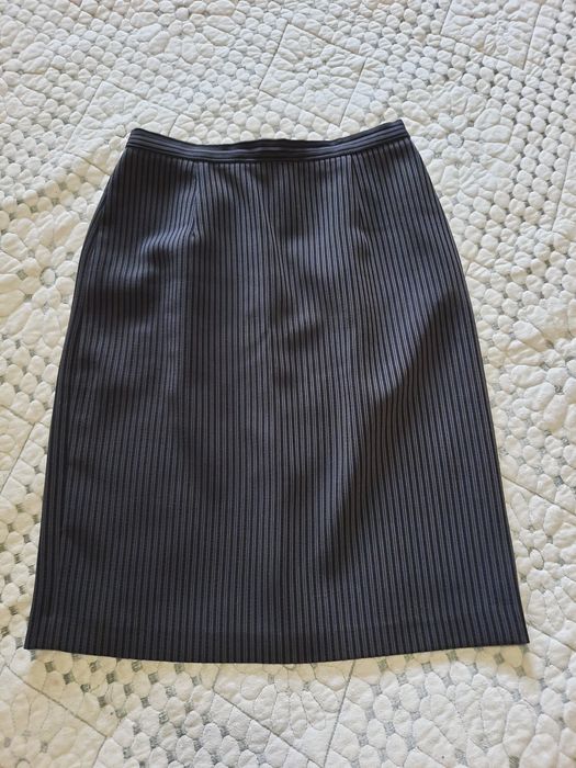 Продам костюм из 4 элементов