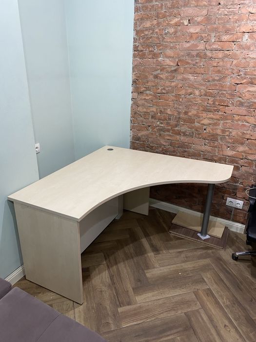 Мебели для офиса