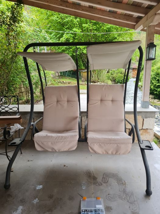 Градинска двойна люлка