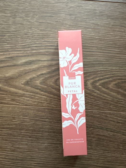 Дамски парфюми AVON