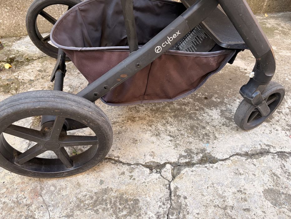 Cybex Balios S + ПОДАРЪК кошче за кола!