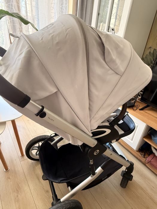 Продавам количка Caybex Tallos S