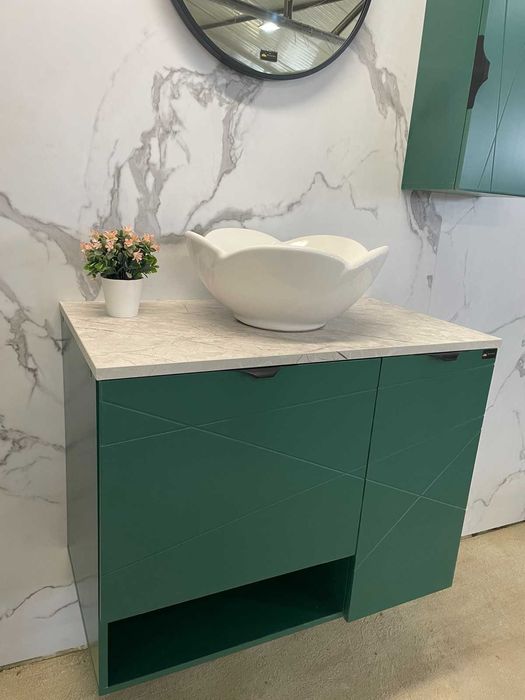 НАЛИЧНИ !!! Мебели за Баня Шкафове за Баня