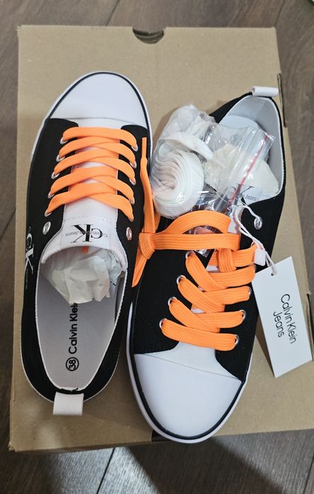 Обувки спортни 38 нимер