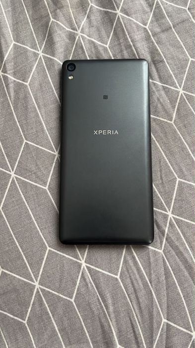 Telefon Sony Xperia E5
