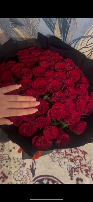 цветы роза красный 51шт