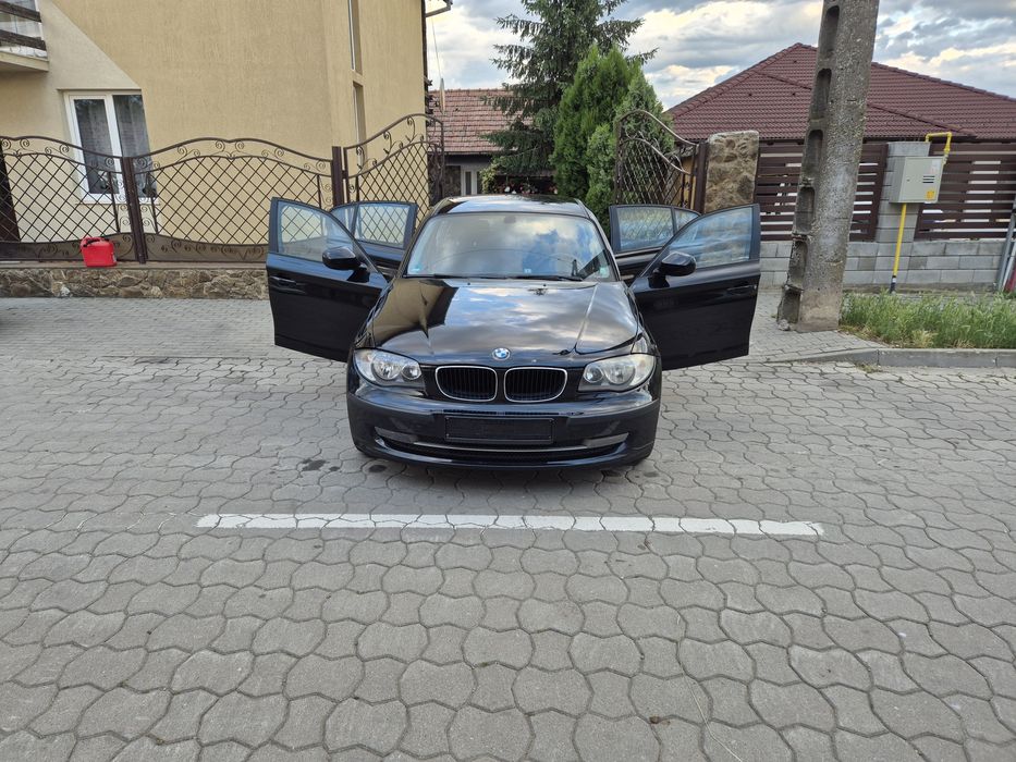 Bmw seria 1 2.0 benzina euro 5 2011
