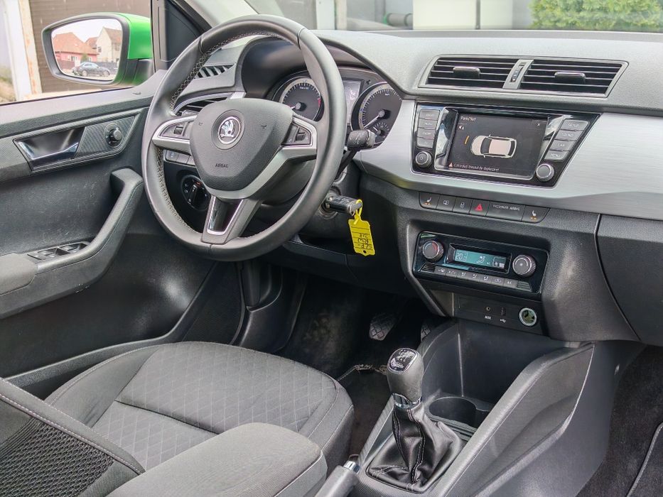 Skoda Fabia / Edition / Benzina / 81.000 km / Navi /