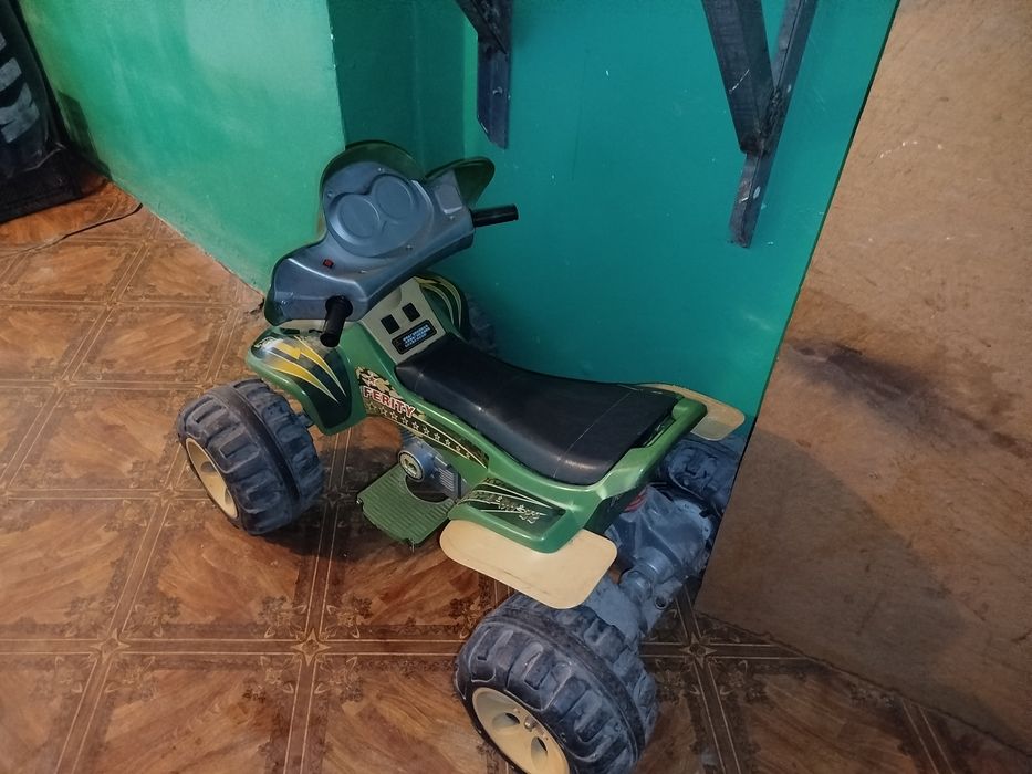 Детский квадроцикл (электро, 6V/12V)