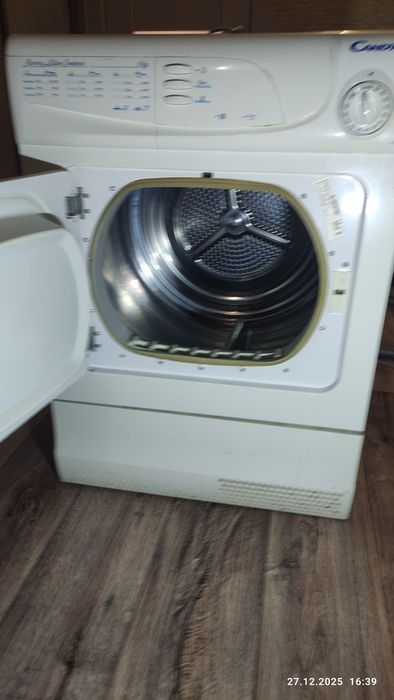 Сушильная машина Candi