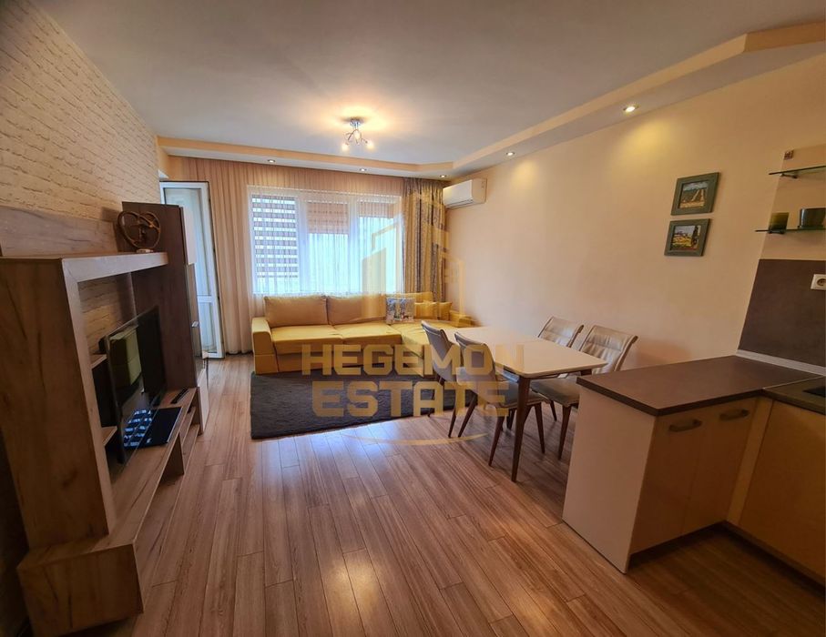 Продава се Двустаен апартамент в Варна, Левски - 74 кв.м за 1427 €/кв.м - Снимка #2