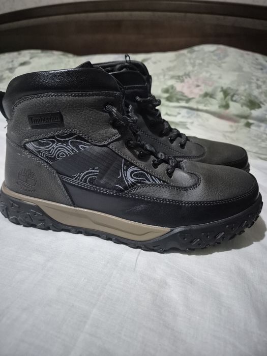 Ботинки мужские тёплые.